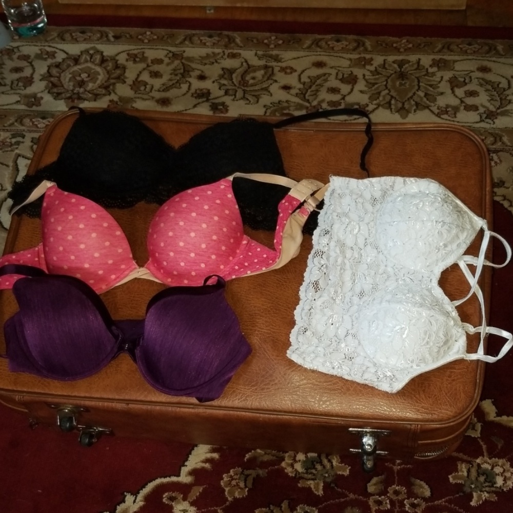4 bra lot! 36B/med bralette
